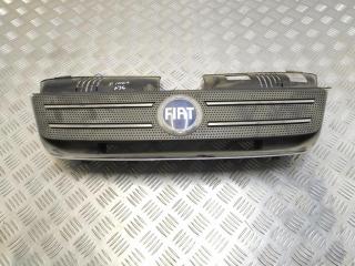 решетка радиатора Fiat Idea 1 поколение 2004, 1.4 л., i, 843 A1.000, бензин, 5МКПП, синий, минивэн, передний привод, правый руль, 735357980