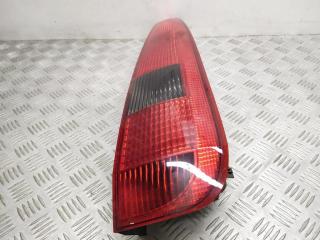 фонарь задний правый Ford Fusion 1 поколение 2004, 1.4 л., i, FXJA, бензин, 5МКПП, серебро, хетчбэк 5 дв., передний привод, правый руль, 2S61-13N004-AD