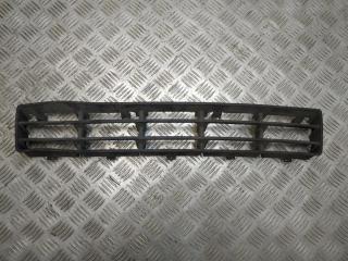 заглушка (решетка) в бампер Volkswagen Golf 4 поколение 2003, 1.4 л., i, BCA, бензин, 5МКПП, красный, хетчбэк 3 дв., передний привод, правый руль, 1J0853677D