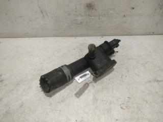 фланец (тройник) системы охлаждения SEAT Ibiza 3 поколение [рестайлинг] 2007, 1.4 л., TDi PD, BNV, дизель, 5МКПП, красный, хетчбэк 3 дв., передний привод, правый руль, 038121132D