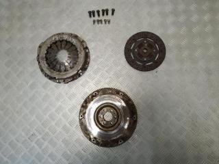 маховик Nissan Almera 2 поколение N16 2002, 1.5 л., i, QG15DE, бензин, 5МКПП, серебро, хетчбэк 5 дв., передний привод, правый руль, 12311-BM500, ADN13140