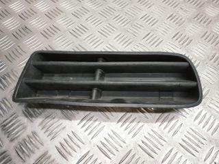 решётка бампера боковая правая Volkswagen Golf 4 поколение 1999, 1.6 л., i, AKL, бензин, 5МКПП, черный, хетчбэк 5 дв., передний привод, правый руль, 1J0853666D