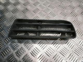 решётка бампера боковая правая Volkswagen Golf 4 поколение 1999, 1.6 л., i, AKL, бензин, 5МКПП, черный, хетчбэк 5 дв., передний привод, правый руль, 1J0853666