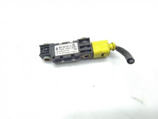 датчик удара Audi A4 B6 2004, 1.8 л., Ti, BEX, бензин, 6МКПП, akoyasilber / ly7h, универсал, передний привод, правый руль, 8E0959651B