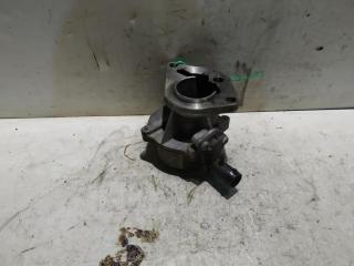 насос вакуумный Renault Megane 2 поколение 2004, 1.9 л., DCi, F9Q 804, дизель, 6МКПП, gris platine / ted69, седан, передний привод, правый руль, 8200072985