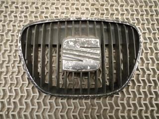 решетка радиатора SEAT Ibiza 3 поколение 2004, 1.9 л., TDi PD, ASZ, дизель, 5МКПП, черный, хетчбэк 3 дв., передний привод, правый руль, 6L0853651
