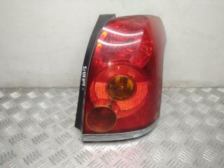 фонарь задний правый Toyota Avensis 2 поколение (T250) 2004, 2.0 л., D-4D, 1CD-FTV, дизель, 5МКПП, серебро, универсал, передний привод, правый руль