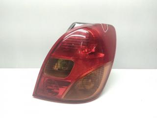 фонарь задний правый Toyota Corolla Verso 1 поколение 2003, 2.0 л., D-4D, 1CD-FTV, дизель, 5МКПП, серебро, минивэн, передний привод, правый руль, 81551-13530