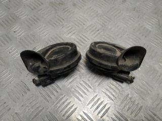 сигнал (клаксон) Audi A4 B6 2003, 2.0 л., FSI, AWA, бензин, 5МКПП, серебро, седан, передний привод, правый руль, 8H0951221, 8H0951223