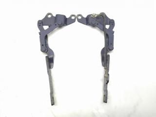 петля капота BMW 3 серия E90/E91/E92/E93 E90 2006, 2.0 л., i, N46 B20 B, бензин, 6МКПП, mysticblau / a07, седан, задний привод, правый руль, 7115263, 7115264