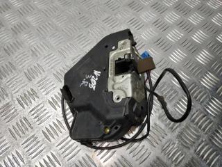 замок двери задней правой Mercedes-Benz C-Класс W203/S203/CL203 W203 2001, 2.0 л., Kompr, M 111.955, бензин, АКПП, синий, седан, задний привод, правый руль, A2037300235