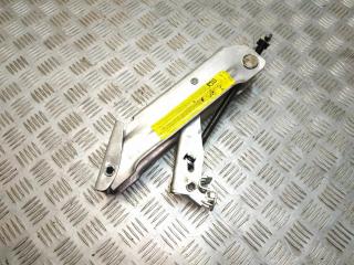 домкрат Audi A4 B7 2006, 2.0 л., TDi PD, BRE, дизель, 6МКПП, silbersee / ly7w, универсал, передний привод, правый руль, 8E0011031M