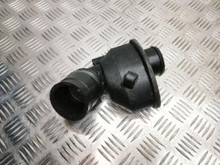 патрубок интеркулера Mercedes-Benz C-Класс W202/S202 [рестайлинг] W202 2000, 2.2 л., CDi, OM 611.960, дизель, АКПП, синий, седан, задний привод, правый руль, A6110981207, A6110980307, A6110981107