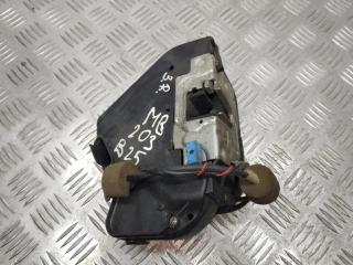 замок двери задней правой Mercedes-Benz C-Класс W203/S203/CL203 W203 2003, 2.2 л., CDi, OM 611.962, дизель, 6МКПП, серебро, седан, задний привод, правый руль, A2037300235