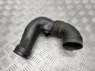 патрубок воздушного фильтра Mercedes-Benz C-Класс W203/S203/CL203 W203 2002, 2.2 л., CDi, OM 611.962, дизель, 6МКПП, aragonitblau / 941, седан, задний привод, правый руль, A6110940108, A6110940308