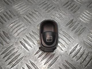 кнопка стеклоподъемника двери Mercedes-Benz C-Класс W203/S203/CL203 W203 2001, 2.2 л., CDi, OM 611.962, дизель, АКПП, золотой, седан, задний привод, правый руль, A2038200210