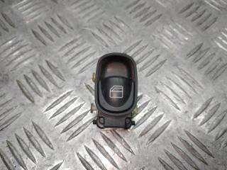 кнопка стеклоподъемника двери Mercedes-Benz C-Класс W203/S203/CL203 W203 2002, 2.2 л., CDi, OM 611.962, дизель, АКПП, серебро, седан, задний привод, правый руль, A2038200210