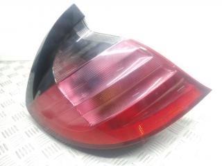 фонарь задний левый Mercedes-Benz C-Класс W203/S203/CL203 CL203 2003, 2.2 л., CDi, OM 611.962, дизель, 6МКПП, obsidianschwarz / 197, хетчбэк 3 дв., задний привод, правый руль, A2038200564