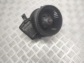 моторчик печки Mercedes-Benz C-Класс W203/S203/CL203 2001, 2.2 л., CDi, OM 611.962, дизель, АКПП, brillantsilber / 744, седан, задний привод, правый руль, A2038202614