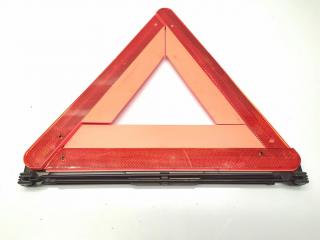 знак аварийной остановки Mercedes-Benz C-Класс W204/S204 W204 2007, 2.1 л., CDi, OM 646.811, дизель, АКПП, iridiumsilber / 775, седан, задний привод, правый руль, A2098900097, A2118900397, A2118900197