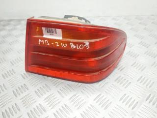 фонарь задний правый Mercedes-Benz E-Класс W210/S210 [рестайлинг] 1999, 2.2 л., CDi, OM 611.961, дизель, 5МКПП, синий, седан, задний привод, правый руль, A2108204464