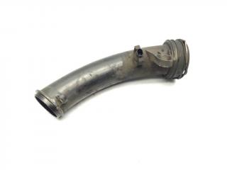 патрубок интеркулера Mercedes-Benz E-Класс W211/S211 [рестайлинг] 2007, 2.1 л., CDi, OM 646.821, дизель, АКПП, iridiumsilber / 775, седан, задний привод, правый руль, A6460980207