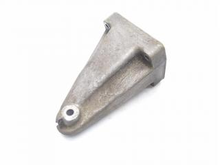 кронштейн двигателя Mercedes-Benz E-Класс W211/S211 [рестайлинг] 2007, 2.2 л., CDi, дизель, АКПП, tansanitblau / 359, седан, задний привод, правый руль, A6112230804