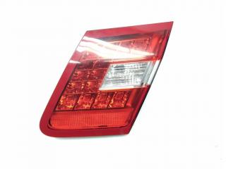 фонарь крышки багажника правый Mercedes-Benz E-Класс W212/S212/C207/A207 2010, 2.1 л., CDi, OM 651.925, дизель, 6МКПП, iridiumsilber / 775, седан, задний привод, правый руль, A2128200864, A2129060258