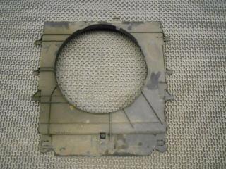 диффузор вентилятора Mercedes-Benz Sprinter 2 поколение [рестайлинг] (W906) 2016, 2.2 л., CDi, OM 651.955, дизель, 6МКПП, белый, микроавтобус, задний привод, правый руль, A9065050855