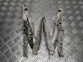 петля капота Mercedes-Benz Vito W638 2003, 2.2 л., CDi, OM 611.980, дизель, 5МКПП, белый, 9147, минивэн, передний привод, правый руль, A6387500251, A6387500351