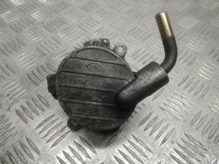 насос вакуумный Mercedes-Benz Vito W638 2002, 2.2 л., CDi, OM 611.980, дизель, 5МКПП, синий, микроавтобус, передний привод, правый руль, A6112300165