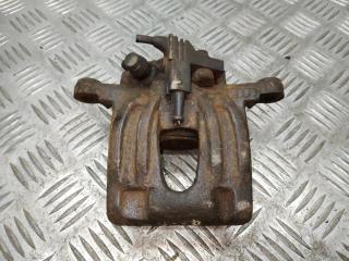 суппорт задний левый Mercedes-Benz Vito W639 2004, 2.2 л., CDi, OM 646.982, дизель, 6МКПП, белый, микроавтобус, задний привод, правый руль, A6394200883