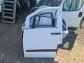дверь передняя левая Mercedes-Benz Vito W639 2004, 2.2 л., CDi, OM 646.982, дизель, 6МКПП, белый, микроавтобус, задний привод, правый руль - фото №3