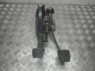 узел педальный (блок педалей) Mercedes-Benz C-Класс W202/S202 [рестайлинг] W202 1997, 2.2 л., D, OM 604.910, дизель, 5МКПП, красный, седан, задний привод, правый руль, 2102900519, 2022901516, 2022900112