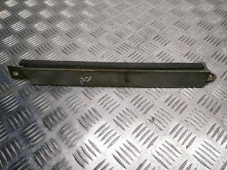 ресничка (ус) правой фары Mercedes-Benz E-Класс W124 [рестайлинг] 1994, 2.2 л., i, M 111.960, бензин, АКПП, серебро, седан, задний привод, правый руль, A1248891663