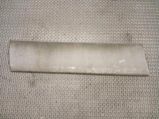 молдинг двери передней левой Mercedes-Benz W124 1 поколение 1991, 2.3 л., i, M 102.982, бензин, АКПП, серый, 702, седан, задний привод, правый руль, 1246901540, 1246908340