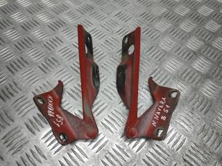 петля капота Nissan Navara D40 2005, 2.5 л., DCi, YD25DDTi, дизель, 6МКПП, красный, пикап, полный привод, правый руль, 654004M400, 654014M400