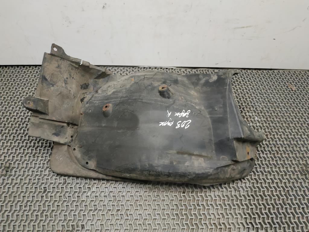 защита арок передняя правая (подкрылок) Mercedes-Benz C-Класс W203/S203/CL203 W203 2002, 2.6 л., i, M 112.912, бензин, АКПП, голубой, седан, задний привод, правый руль, A2038841222 - фото №1