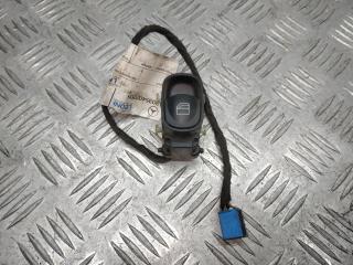 кнопка стеклоподъемника двери Mercedes-Benz C-Класс W203/S203/CL203 W203 2002, 2.6 л., i, M 112.912, бензин, АКПП, голубой, седан, задний привод, правый руль, A2038200210