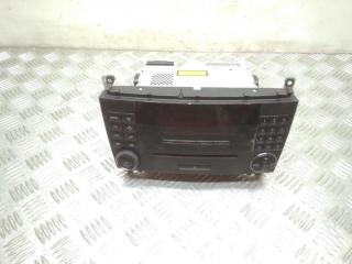 магнитола Mercedes-Benz C-Класс W203/S203/CL203 [рестайлинг] 2004, 2.7 л., CDi, OM 612.962, дизель, 6МКПП, brillantsilber / 744, седан, задний привод, правый руль, A2038273842