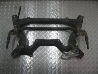 балка подвески передняя (подрамник) Mercedes-Benz E-Класс W211/S211 2004, 2.7 л., CDi, OM 647.961, дизель, АКПП, серебро, седан, задний привод, правый руль, 2116201187