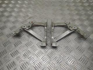 петля капота Mercedes-Benz E-Класс W211/S211 2003, 2.7 л., CDi, OM 647.961, дизель, АКПП, серебро, 744u, седан, задний привод, правый руль, 2118800128, 2118800228