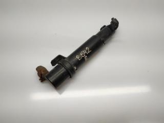 форсунка омывателя фары правая Mercedes-Benz E-Класс W211/S211 2003, 2.7 л., CDi, OM 647.961, дизель, АКПП, чёрный, 197u, седан, задний привод, правый руль, 2118600647