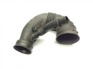 патрубок воздушного фильтра Mercedes-Benz E-Класс W211/S211 2004, 2.7 л., CDi, OM 647.961, дизель, АКПП, черный, седан, задний привод, правый руль, A6470940097