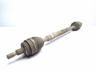 полуось передняя правая (приводной вал, ШРУС) Mercedes-Benz M-Класс W163 [рестайлинг] 2001, 2.7 л., CDi, OM 612.963, дизель, АКПП, зеленый, внедорожник 5 дв., полный привод, правый руль