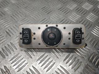 кнопка стеклоподъемника двери Mercedes-Benz M-Класс W163 [рестайлинг] 2003, 2.7 л., CDi, OM 612.963, дизель, АКПП, серебро, внедорожник 5 дв., полный привод, правый руль, A1638200926