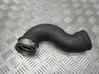 патрубок интеркулера Mercedes-Benz M-Класс W163 [рестайлинг] 2003, 2.7 л., CDi, OM 612.963, дизель, АКПП, синий, внедорожник 5 дв., полный привод, правый руль, A1635011982, A1635016082