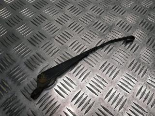 щеткодержатель задний Mercedes-Benz M-Класс W163 [рестайлинг] 2002, 2.7 л., CDi, OM 612.963, дизель, АКПП, серебро, внедорожник 5 дв., полный привод, правый руль, A1638201944, A1638200144