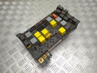 блок предохранителей Mercedes-Benz M-Класс W163 [рестайлинг] 2003, 2.7 л., CDi, OM 612.963, дизель, АКПП, brillantsilber / 744, внедорожник 5 дв., полный привод, правый руль, A1635450205, A1635450005