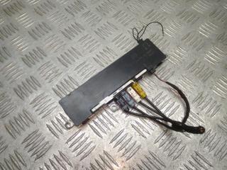 усилитель антенны Audi A6 4F/C6 [рестайлинг] 2008, 2.7 л., TDi, BPP, дизель, вариатор, silbersee / ly7w, универсал, передний привод, правый руль, 4F9035225D